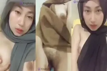 Dokumentasi Emme Tiktoker Cantik Live Kasur poster