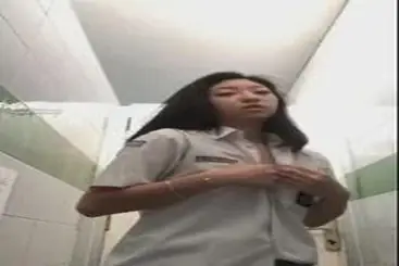 Dokumentasi Siswi SMA Cantik Part 1 Kasur Toilet poster