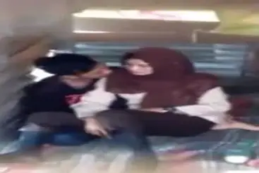 Ukhti Hijab Cantik Pasrah Goyang Bareng Pacar poster